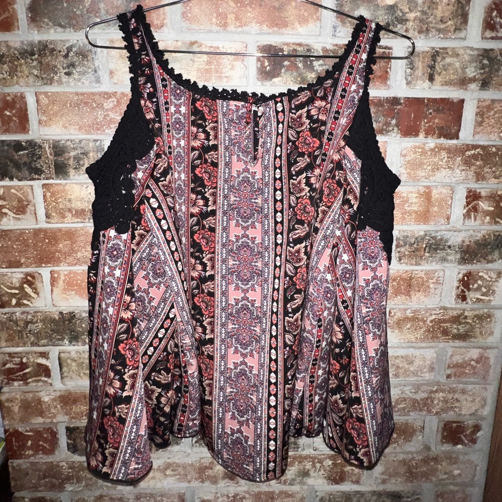 Off-shoulder Wide-sleeve Nikki ♾️ Erin Floral & Lace top, XL